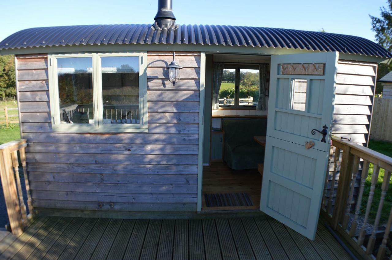 Rose Shepherds Hut Badlesmere Exterior photo